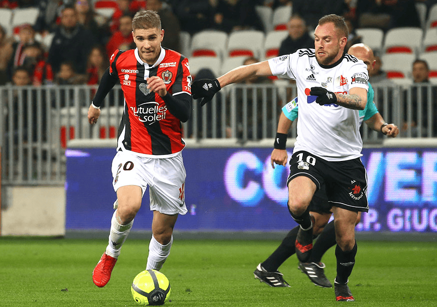 南特宣布与球员解约,转投其他俱乐部的简单介绍 南特宣布与球员解约,转投其他俱乐部的简单介绍