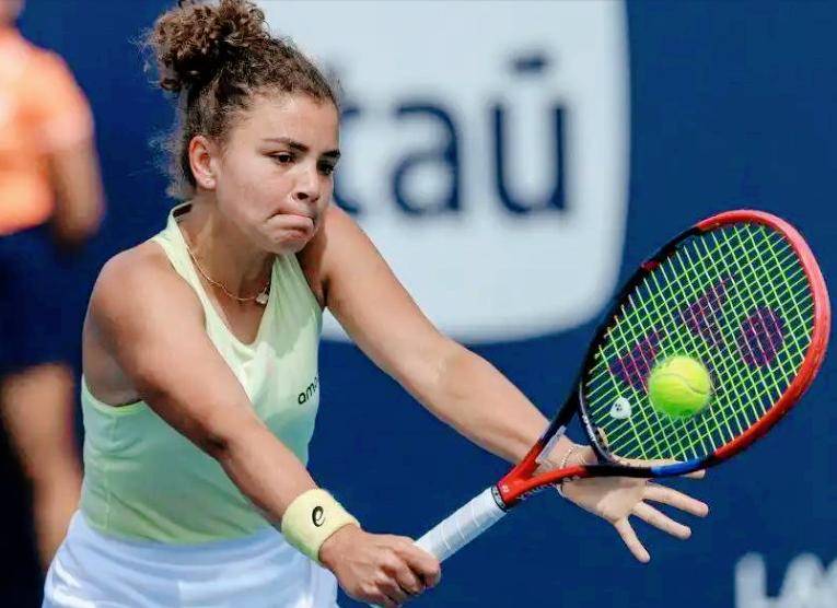 里尔后卫犯规造点,导致对手反超比分的简单介绍 里尔后卫犯规造点,导致对手反超比分的简单介绍