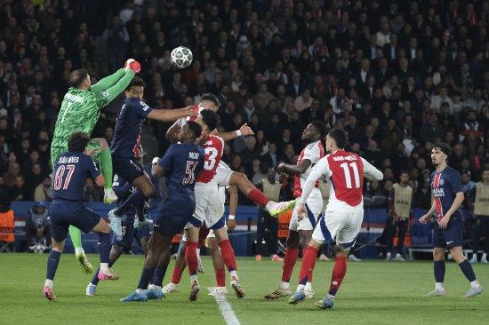 世俱杯前瞻：巴黎圣日耳曼与对手交锋看点的简单介绍