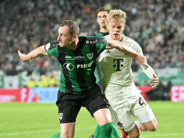 包含柏林赫塔再遭失利无缘追上积分榜前列的词条