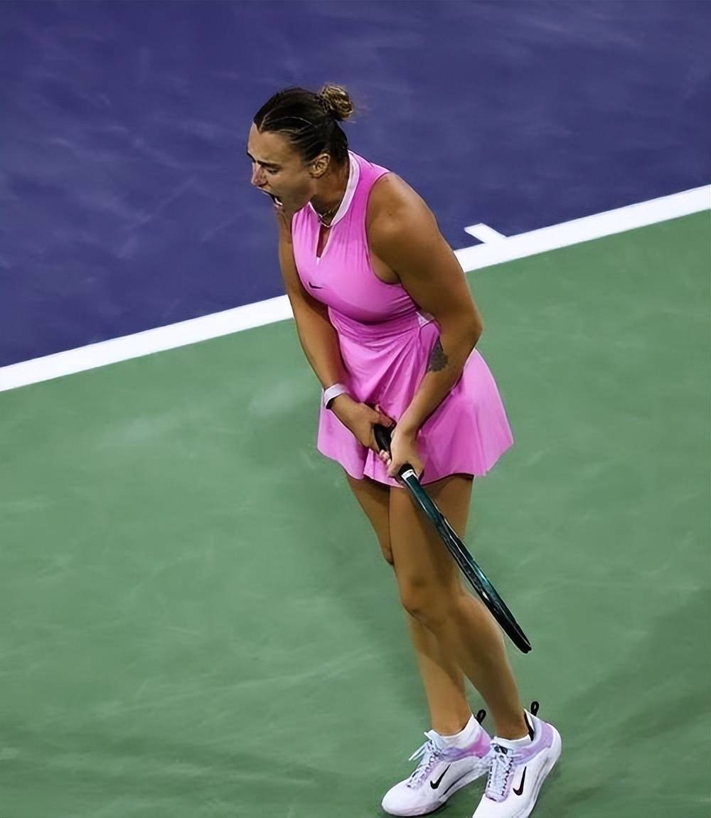 高光表现，球员荣膺最佳表现引发热议的简单介绍