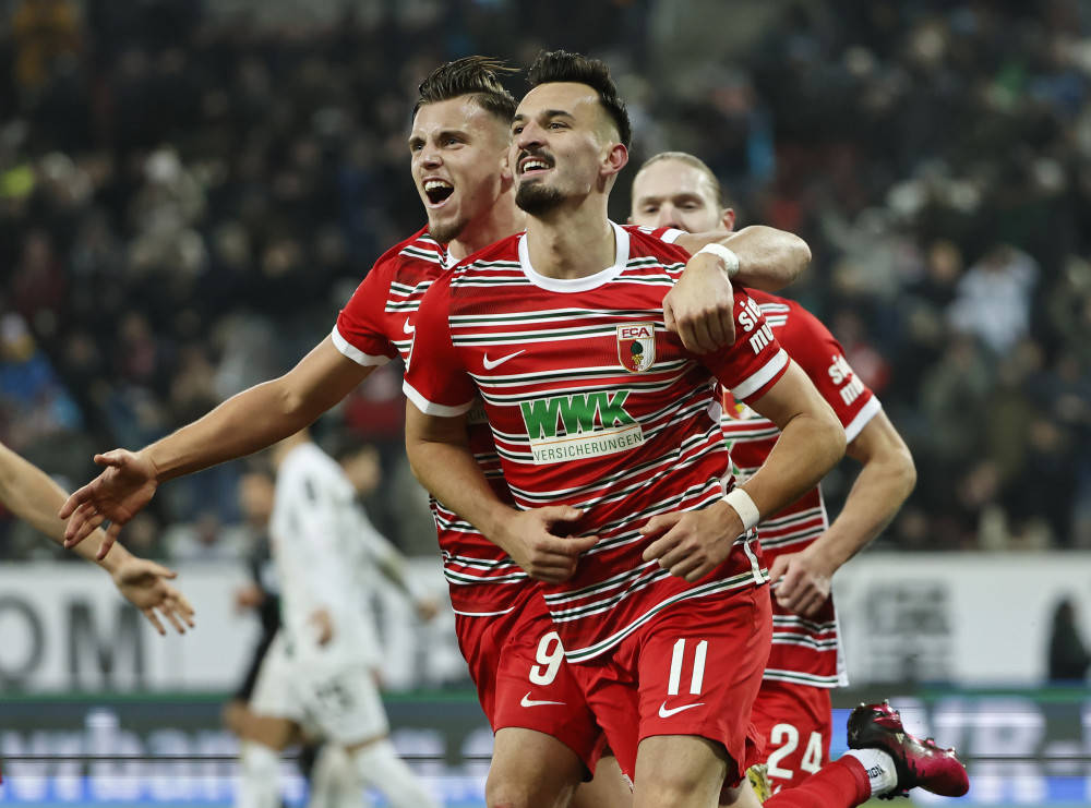 开云官网-奥格斯堡势如破竹，连胜势头持续追赶领先者的简单介绍