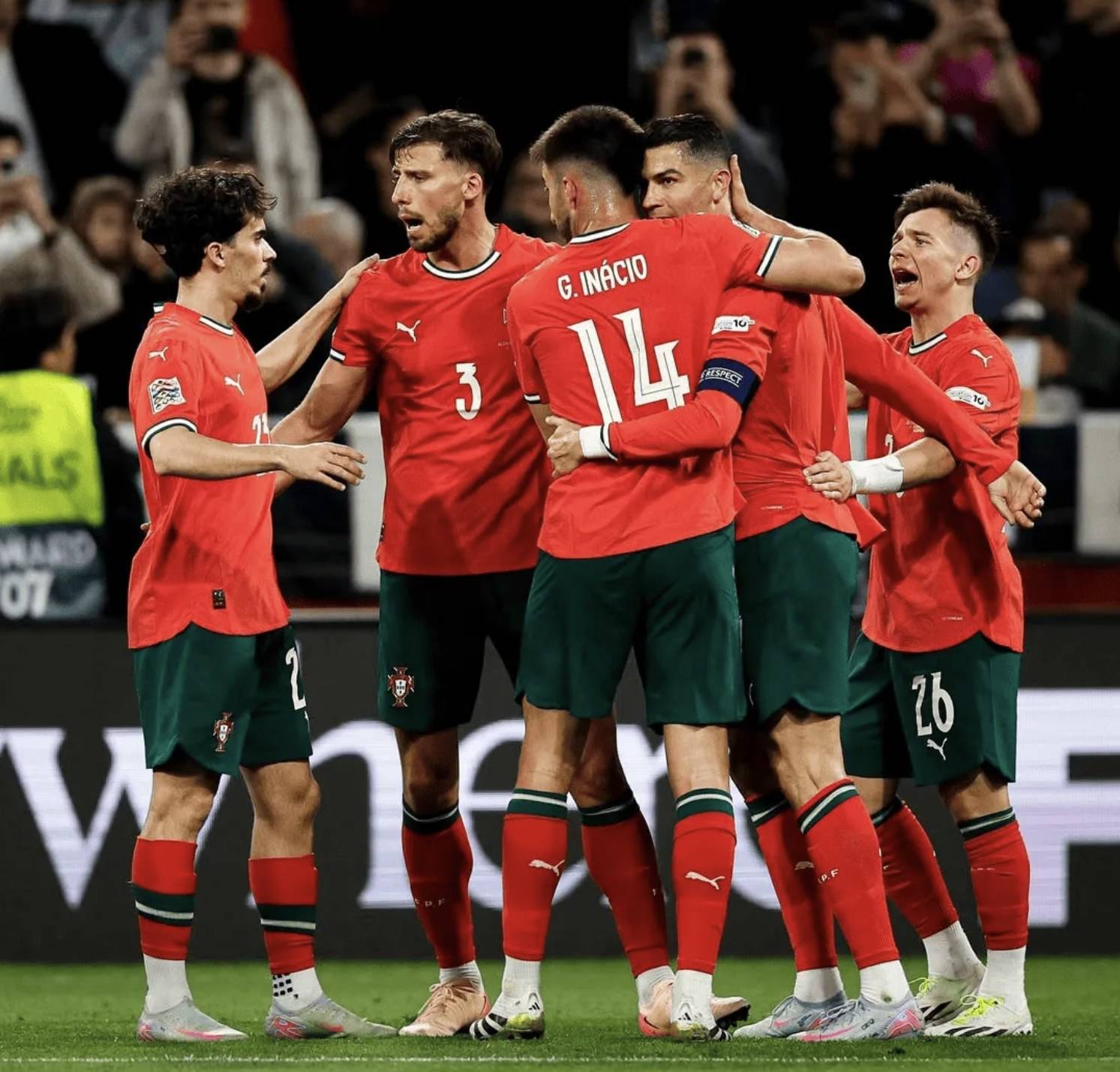 开云体育在线-葡萄牙队惊险战胜瑞典，晋级欧洲杯