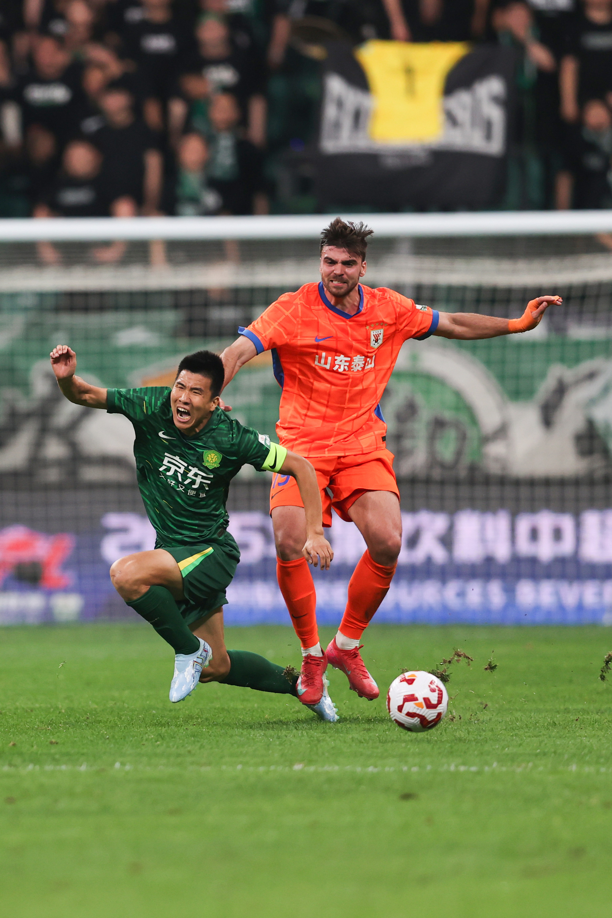 中东足球队主场击败对手 中东足球队主场击败对手