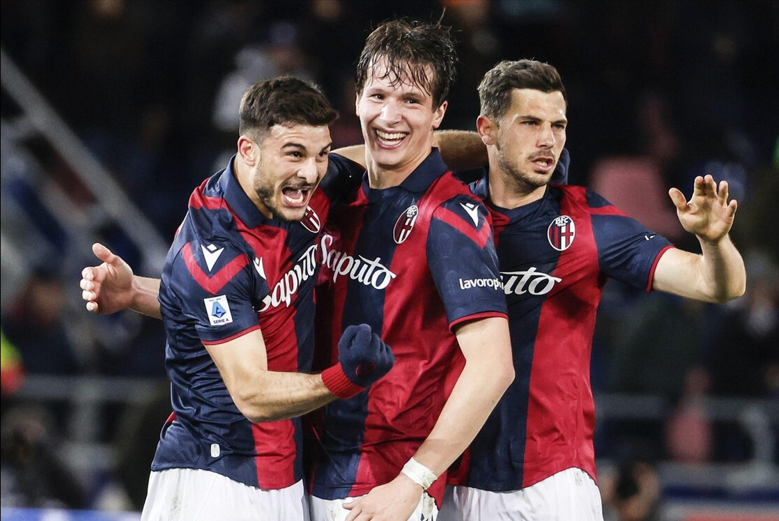 开云体育官网-克罗托内战平博洛尼亚，保持不败的简单介绍