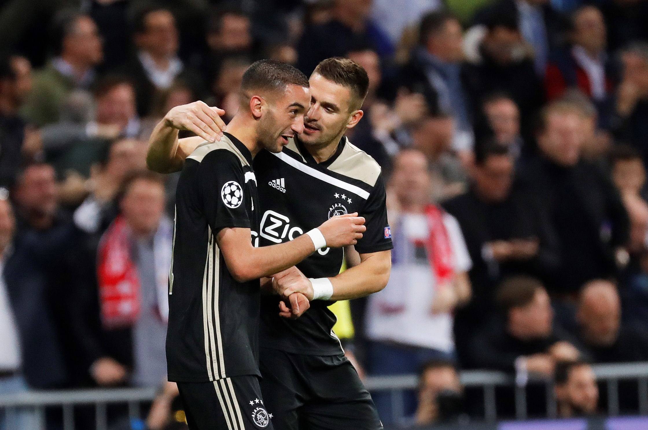 关于美因茨取得重要胜利后信心倍增,备战下一场比赛的信息 关于美因茨取得重要胜利后信心倍增,备战下一场比赛的信息