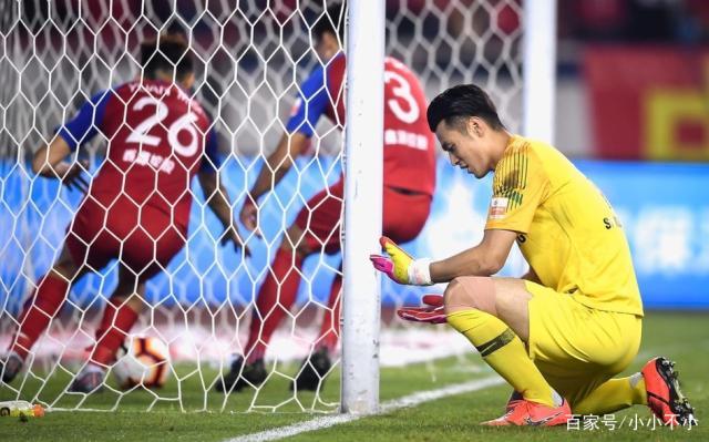 苏宁队再战建业，双方火力全开展开激烈角逐