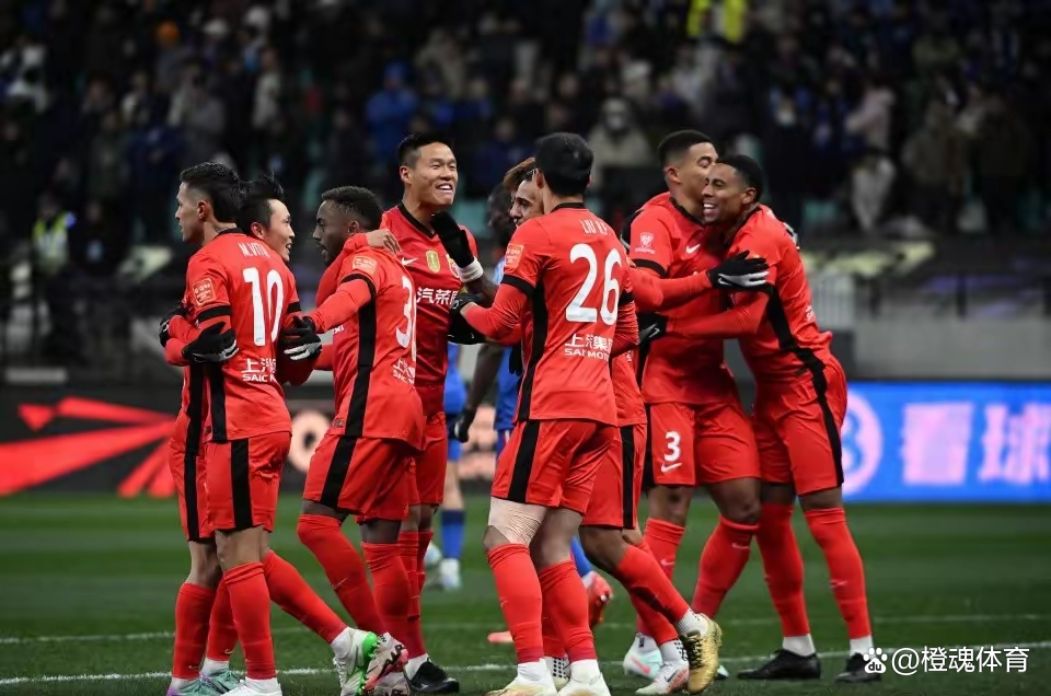 苏宁队再战建业，双方火力全开展开激烈角逐