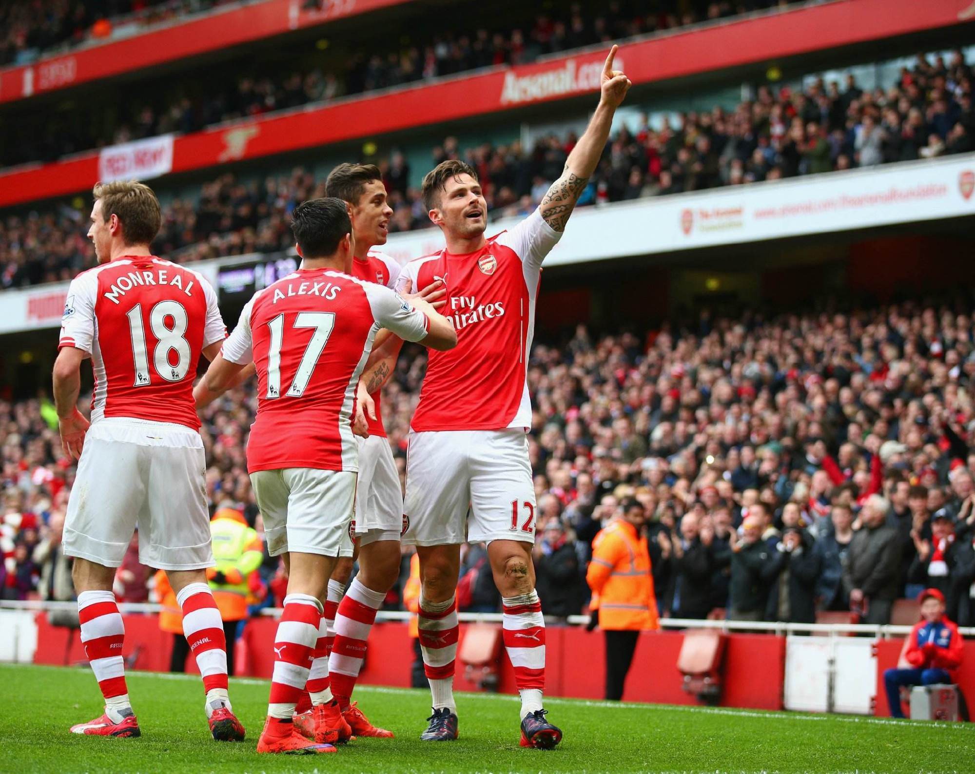 关于阿森纳蓝月亮球星集锦，英超争霸再现的信息