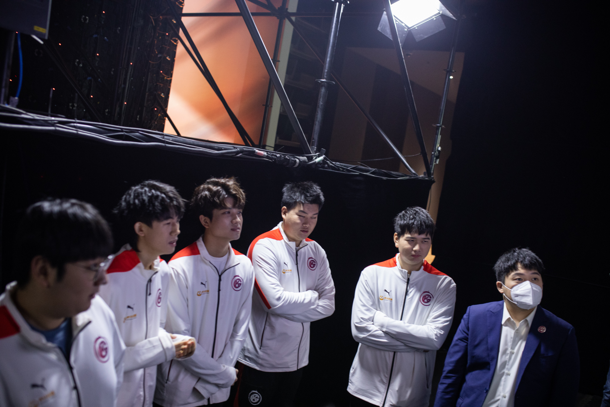 一轮激烈的淘汰战拉开帷幕