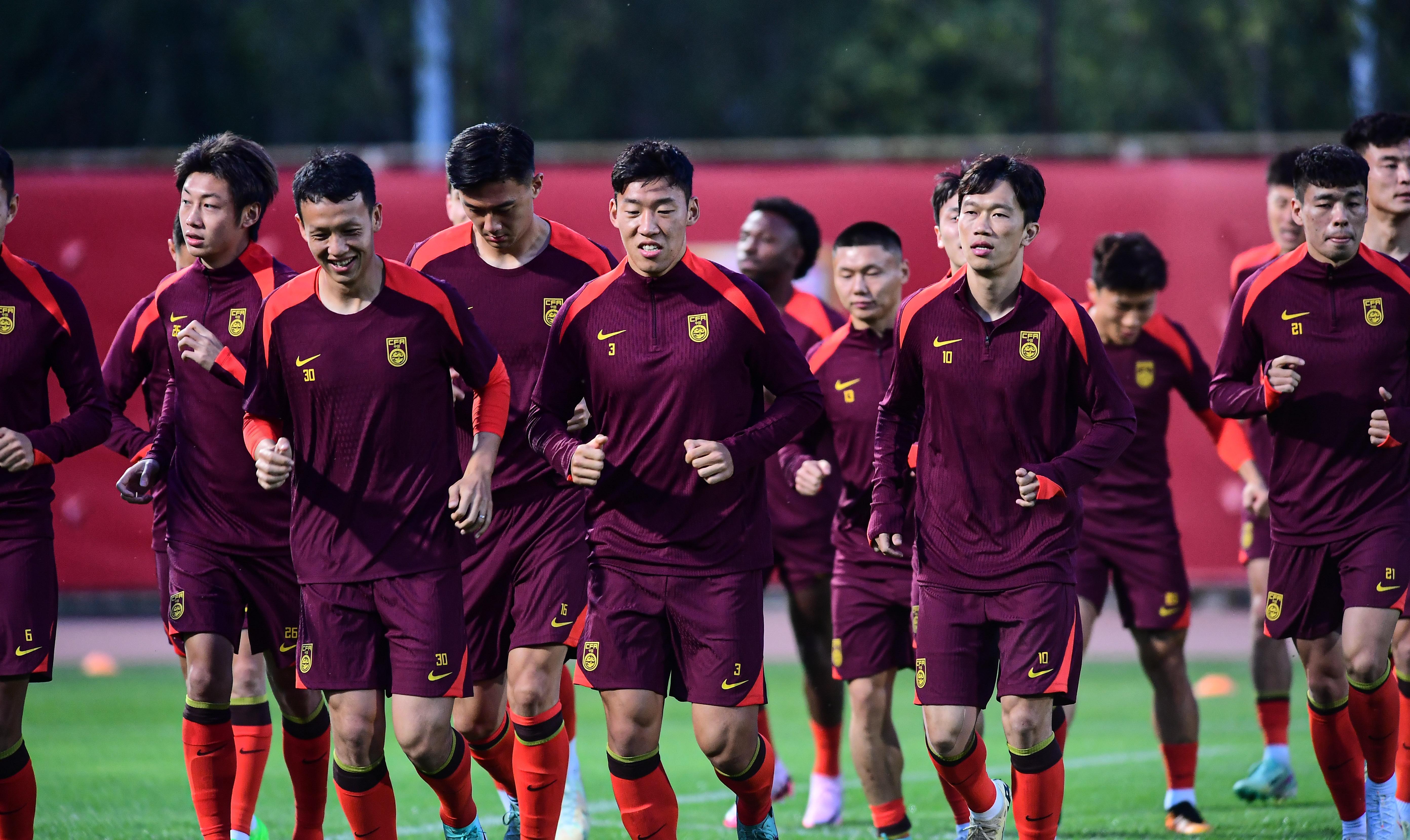 国足全员出击,喜迎比赛胜利 国足全员出击,喜迎比赛胜利