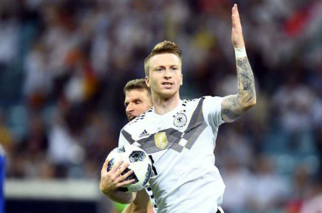 德国队在犹大背景下击败对手 德国队在犹大背景下击败对手