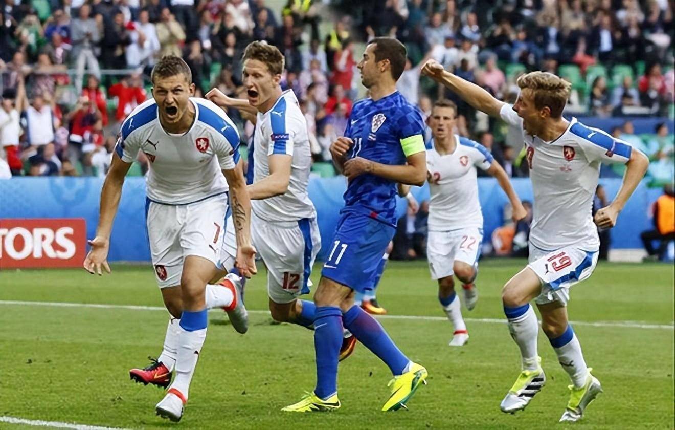 开云体育官网-欧预赛擂台赛精彩纷呈,球员激情拼搏的简单介绍