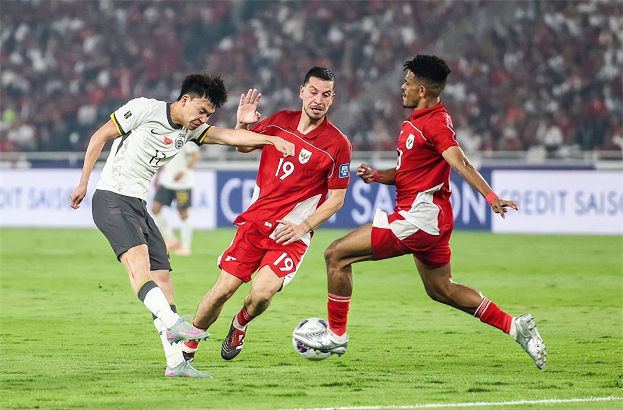 重庆队出局球员情绪低落 重庆队出局球员情绪低落