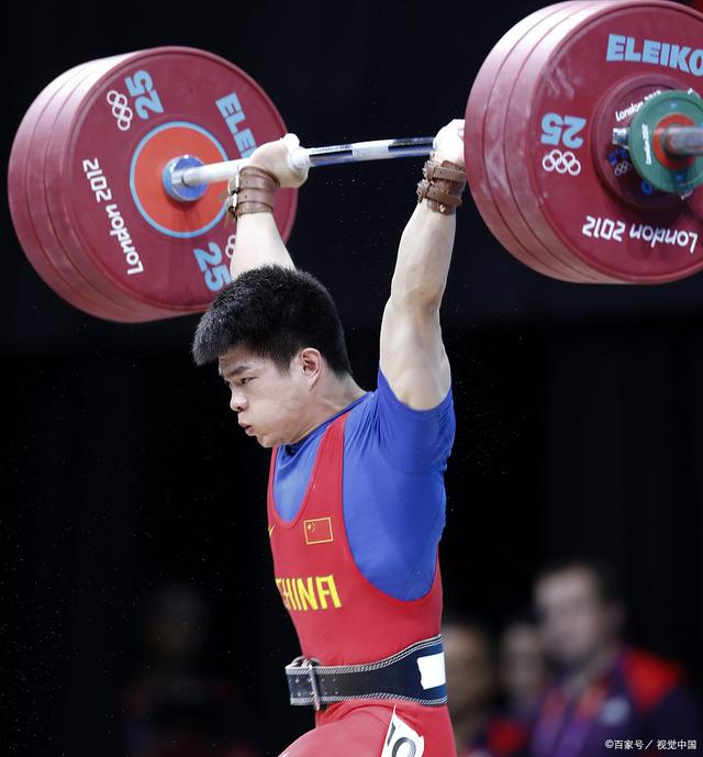 举重比赛再掀风云,争夺激烈的简单介绍 举重比赛再掀风云,争夺激烈的简单介绍