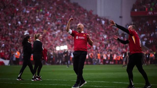 开云体育-红军主场成功击败德国拜仁慕尼黑