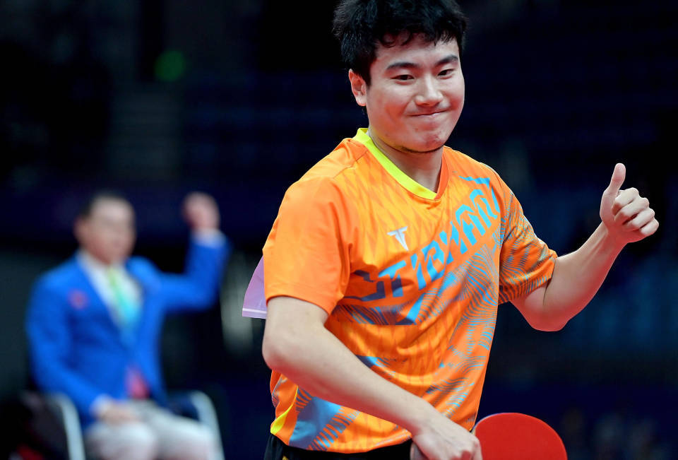 资深教练批评表现不佳选手,引起轩然大波 资深教练批评表现不佳选手,引起轩然大波