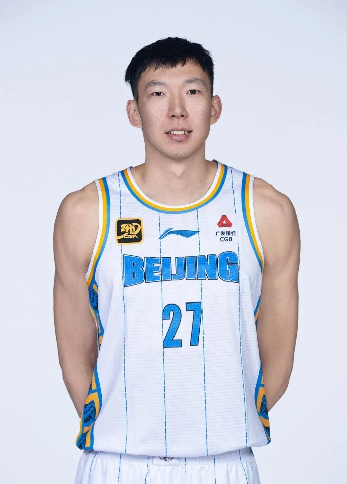 四川队备战本场比赛,士气高涨 四川队备战本场比赛,士气高涨