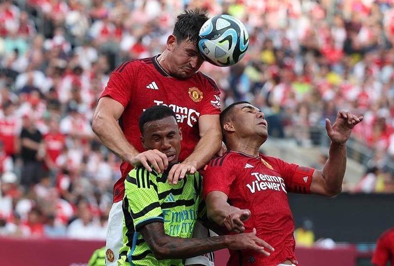 曼联主场战平狼队，保持欧战资格位置