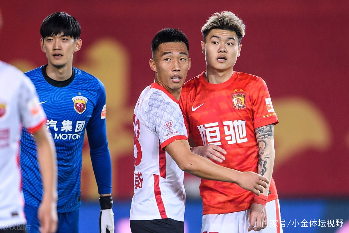 开云体育官网-关于山东鲁能进攻火力强劲取得胜利领跑积分榜的信息