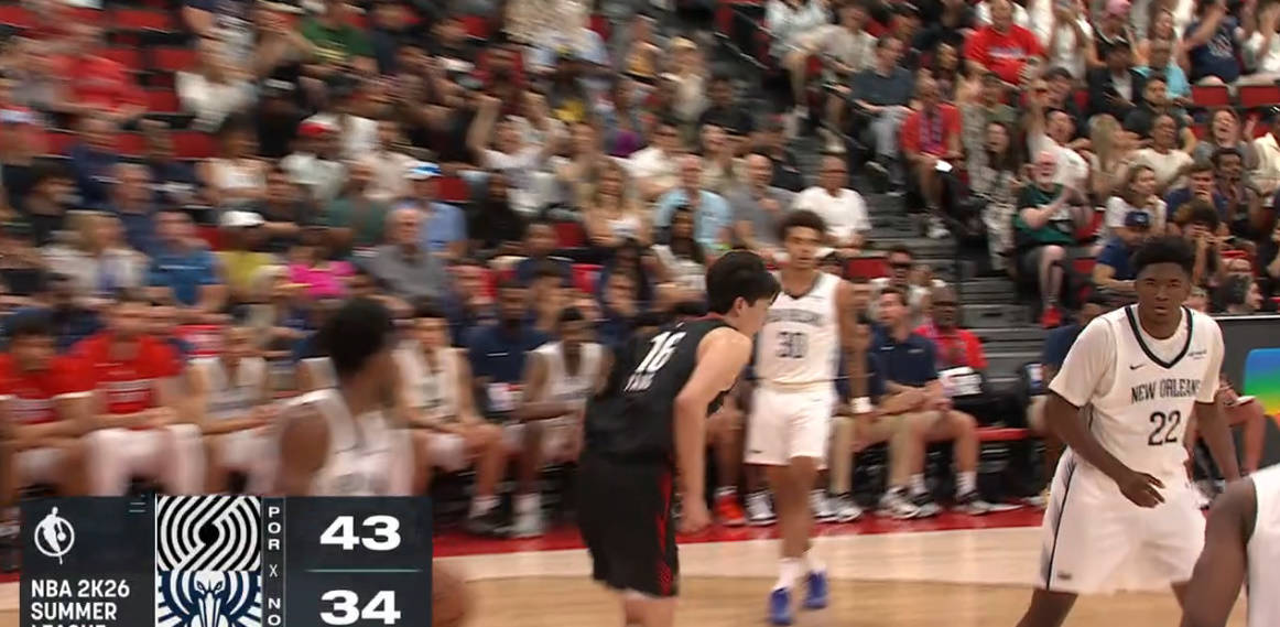 鹈鹕外线大爆发，突破强势对手防线