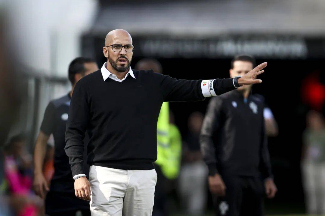 开云下载-葡超豪门换帅，新主帅掌舵挑战联赛