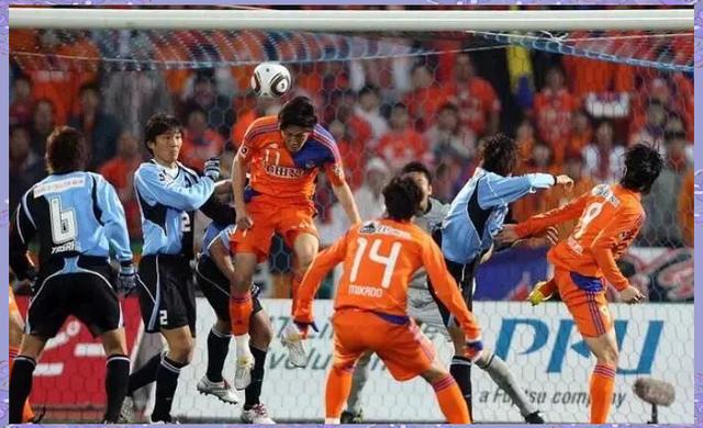 大赛中几支球队迎来一场激烈对决 大赛中几支球队迎来一场激烈对决