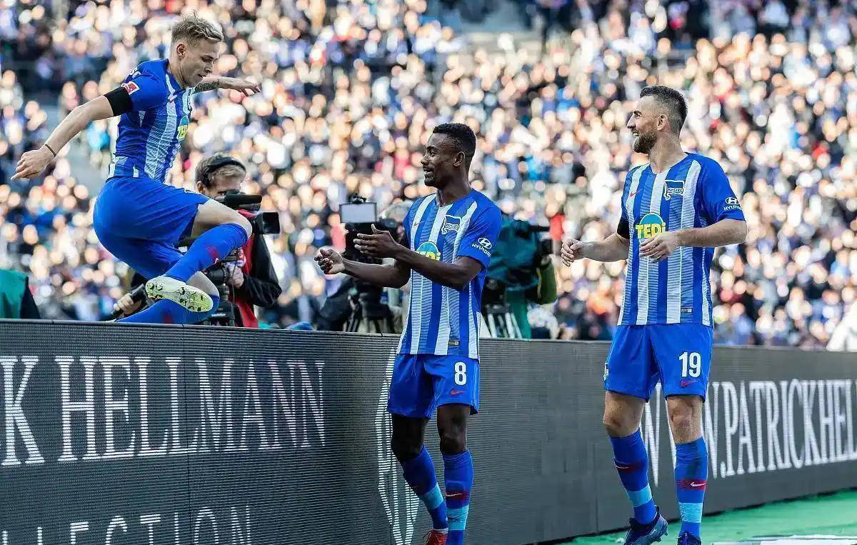 开云官网-莱斯特城客场不敌对手,遭受挫败