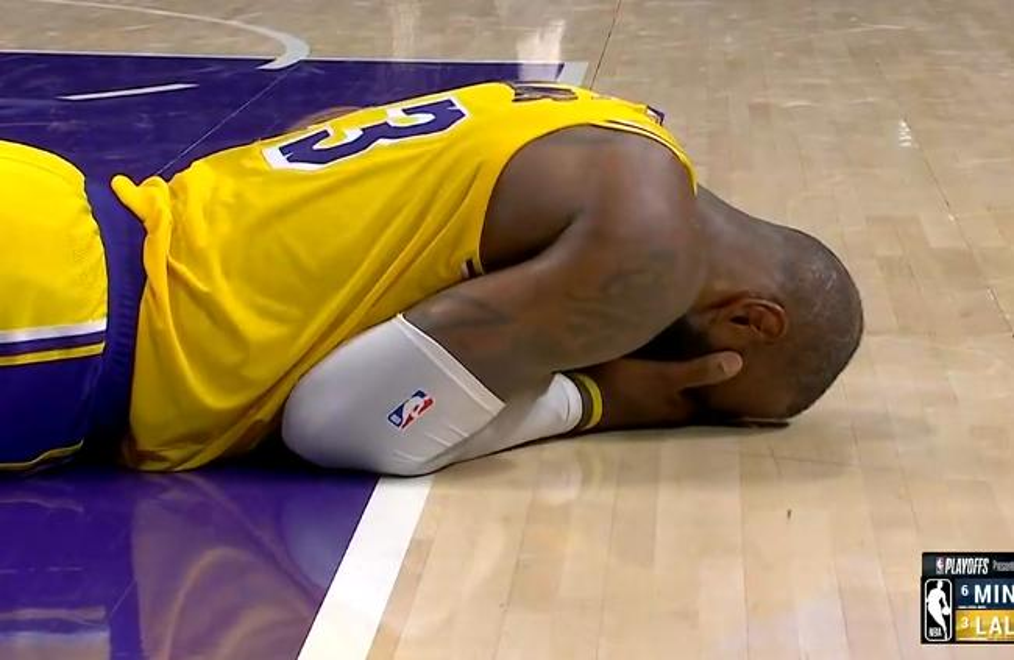 詹皇独砍40分,湖人大胜森林狼 詹皇独砍40分,湖人大胜森林狼