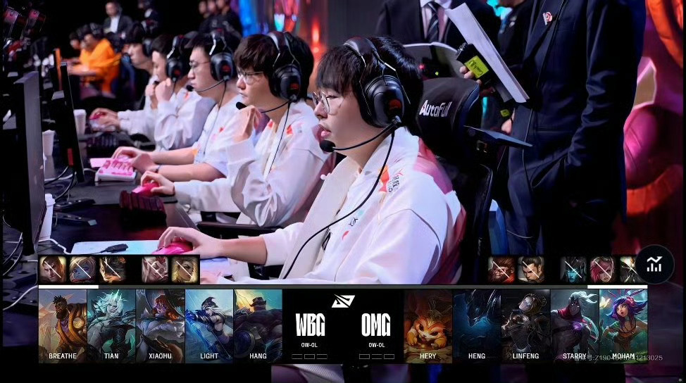 开云体育中国-包含IG横扫T1,Deft极限生还后反打顶尖较量小组赛,让粉丝疯狂欢呼的词条