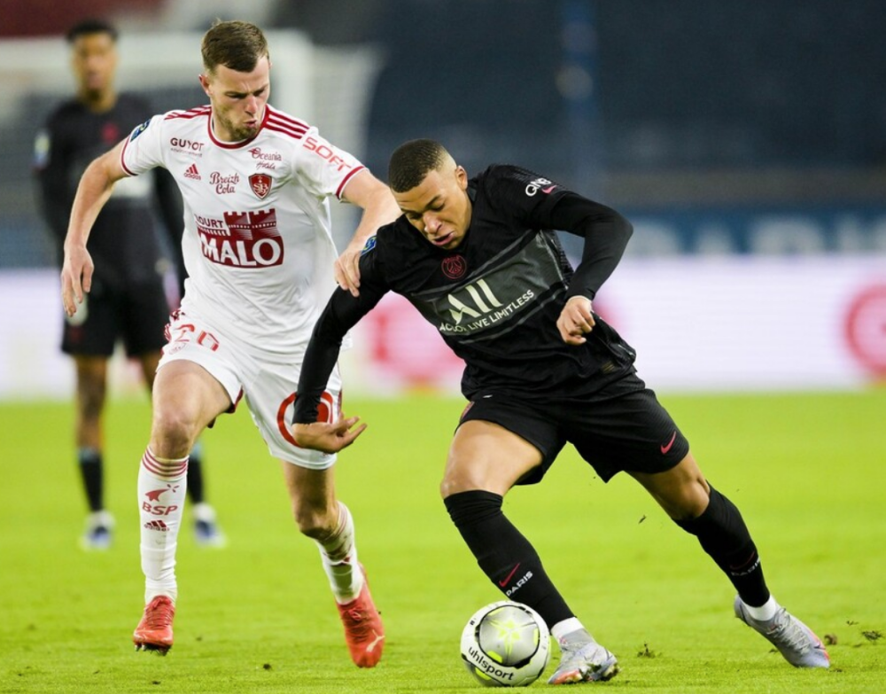 开云体育官方网站-坎城在主场击败布雷斯特,取得胜利的简单介绍