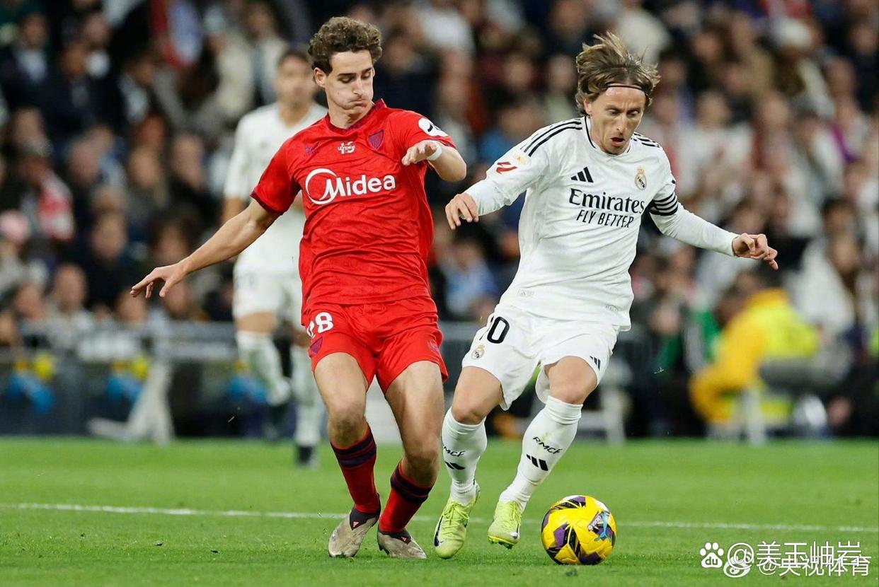 塞维利亚球员连线破门，击败劲敌赢得比赛