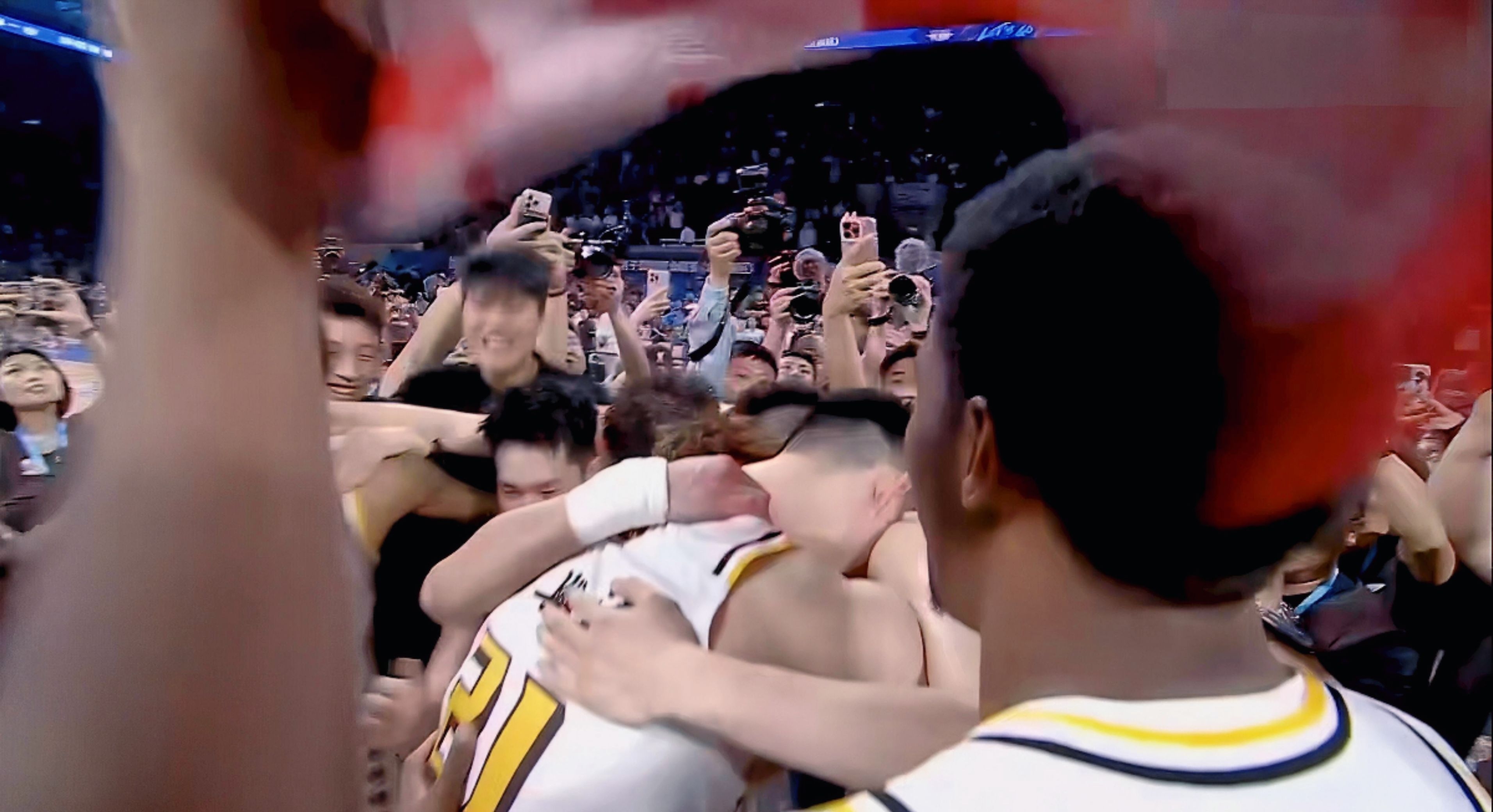 一场激烈的对决，两队互有胜负