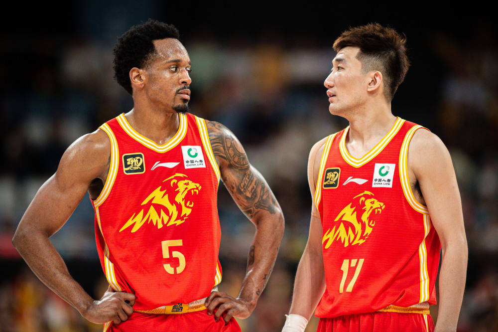 开云体育官方网站-经典比赛回顾,球队实力暴露无遗