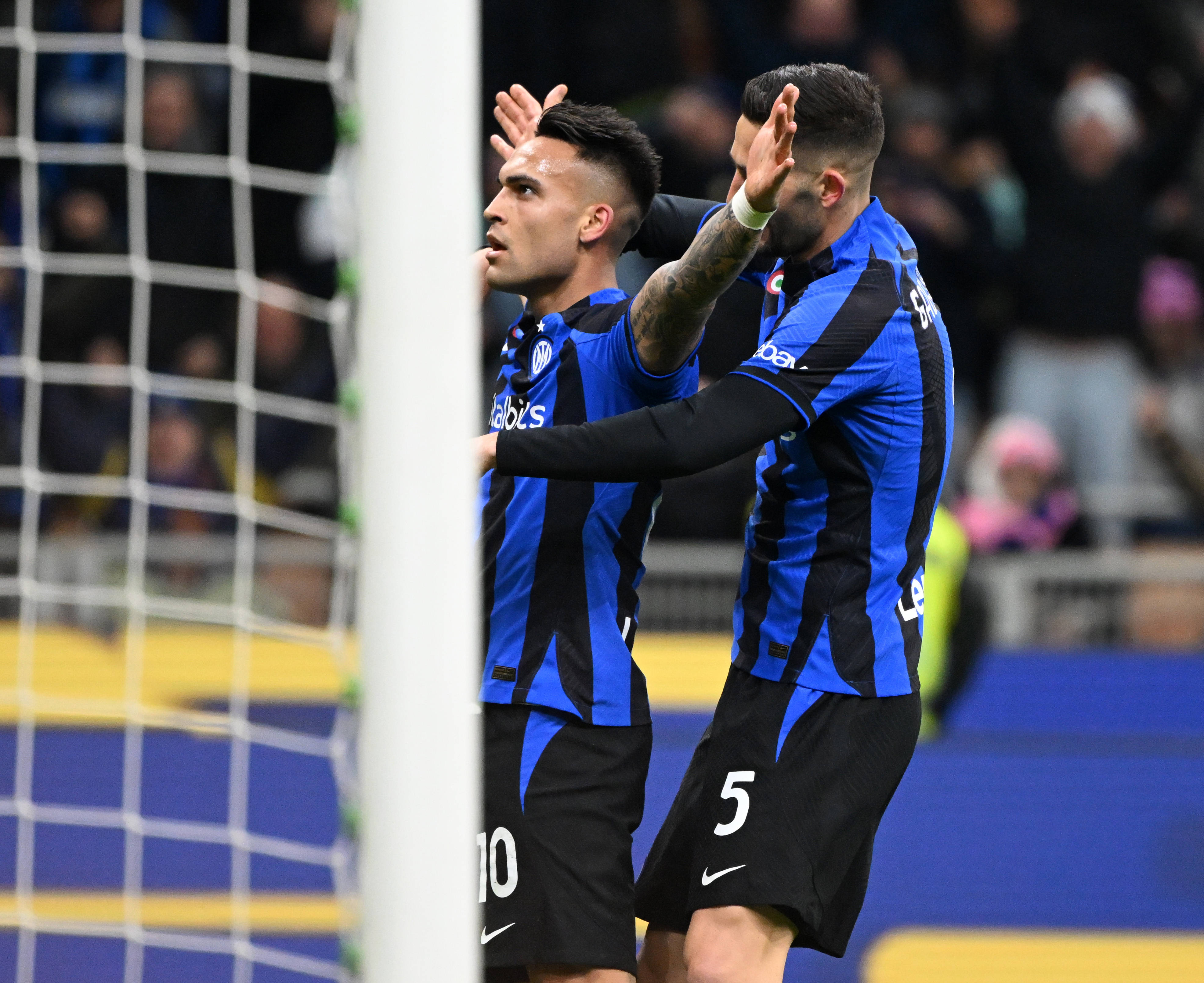 乌迪内斯客场表现低迷,遭遇惨败 乌迪内斯客场表现低迷,遭遇惨败