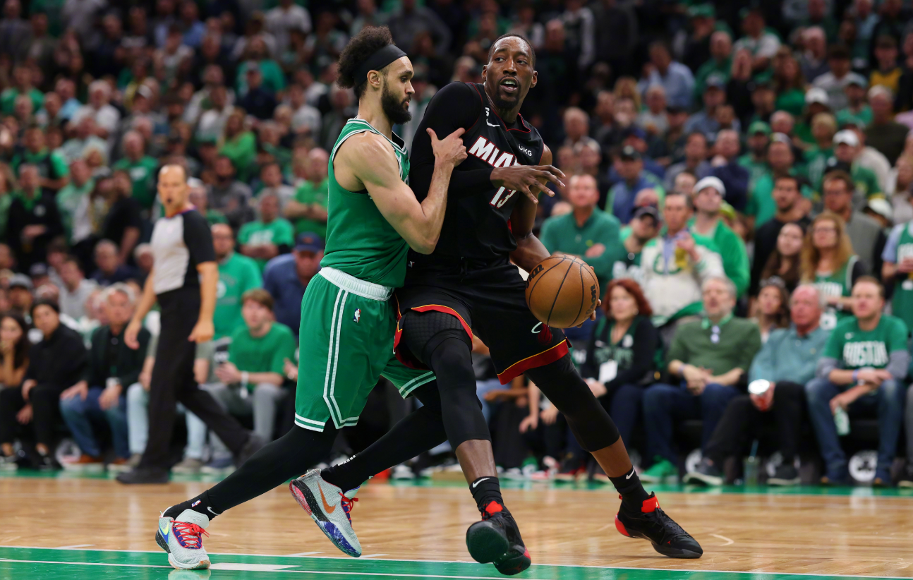 包含阿斯顿马丁险胜红牛二队,皮亚斯特里带队取胜的词条 包含阿斯顿马丁险胜红牛二队,皮亚斯特里带队取胜的词条